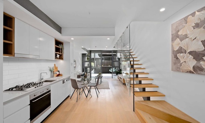 Strathfield Wohnung | Ashfield 2Br steps to Shopping & Train Station