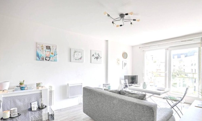 Chatillon Wohnung | Homerez - Nice appartement for 4 ppl. with balcony at Châtillon