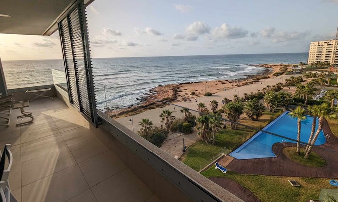 Punta Prima Wohnung | Luxueux Appartement en Front de mer 3 Chambres