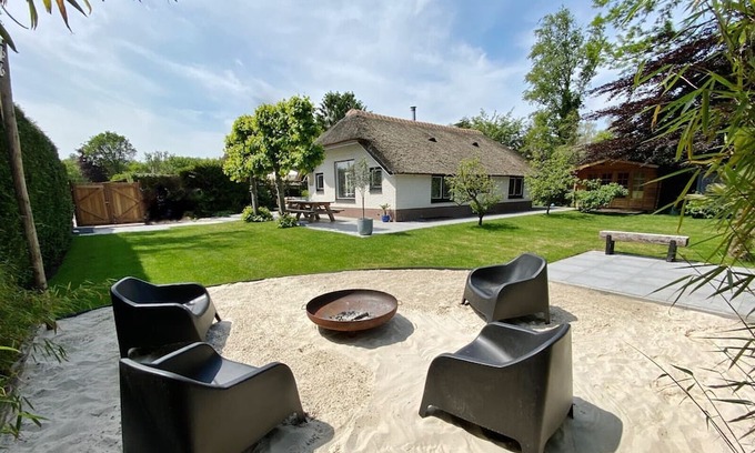 Municipality of Ermelo Sonstige | Luxury villa with great garden (+ fire pit) in the Veluwe forest. (max 5 pax)