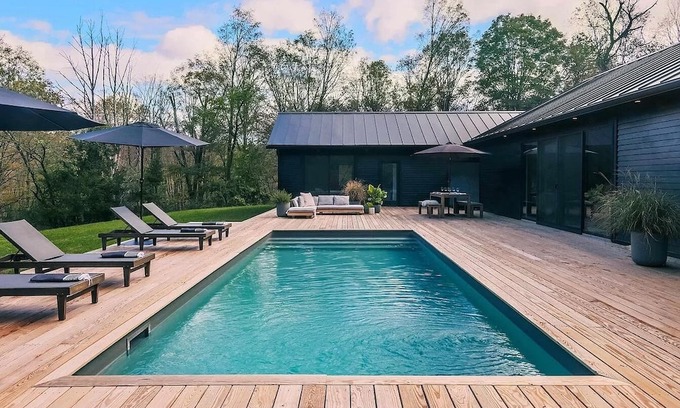 Accord Haus | Cozy Newly Built Retreat w/Pool & 10 Acres in Accord, NY!
