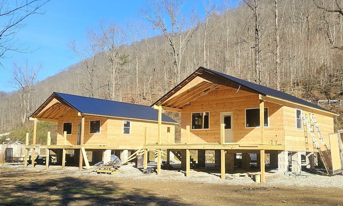 Ragland Kabine | NEW BUILD - Close to Hatfield Mccoy TRAILS - Sleeps 6 - Cliff's Deer Rest