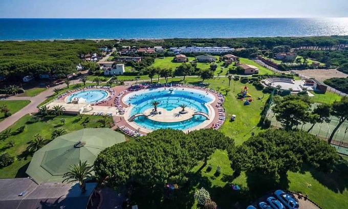 Marina di Montalto Wohnung | Holiday apartment with pool, slides and sports facilities