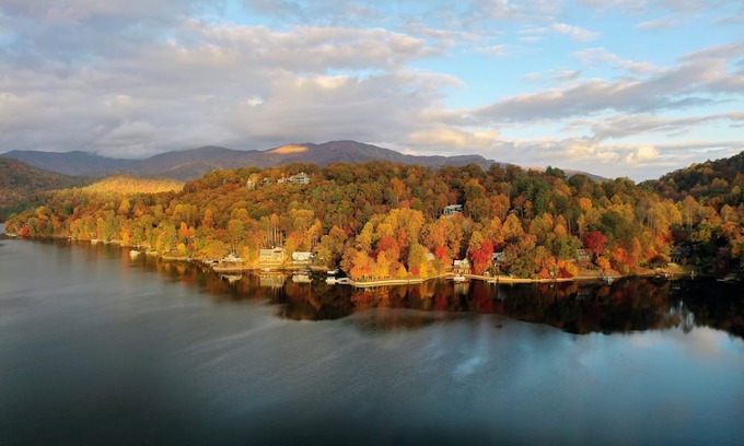 Santeetlah Skihütte | Cozy mountain lake view retreat. Great place to begin your Smoky Mntn Excursions