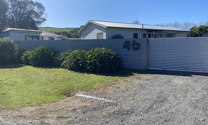 Waimarama Haus | Soak up the sun and enjoy the beach, this family beachhouse is ready for you!