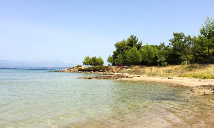 Chalcis Wohnung | Homerez - 50 m away from the beach! Spacious appartement for 8 ppl. at Anthidona