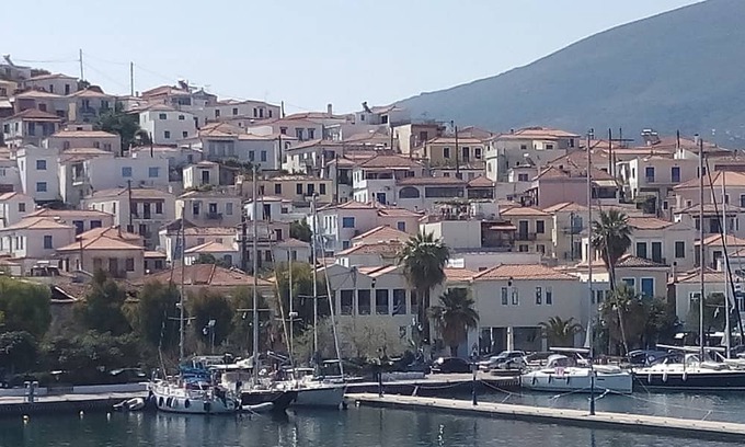 Poros Wohnung | Charming and brand new central Studio on Poros