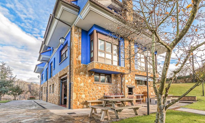 Sevares Haus | Homerez - Big house for 12 ppl. with garden, terrace and balcony at Sevares