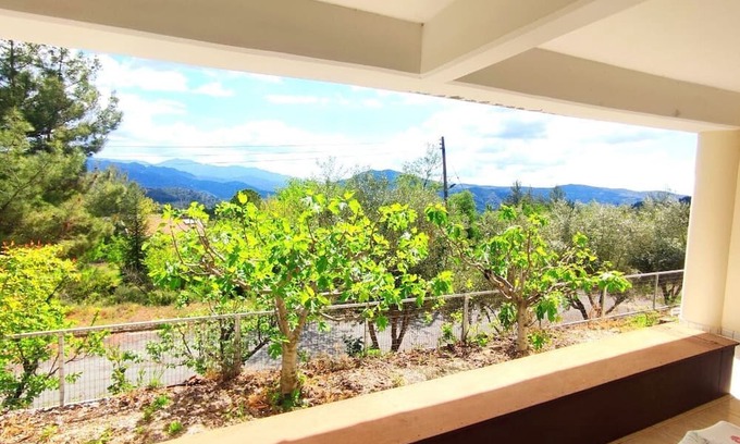 Vasa Koilaniou Haus | Fun Guest House with Pool near Troodos
