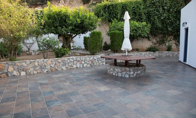 Leros Haus | Blue Heaven. Enjoy Sun and Magnificent View in a Peaceful Garden.