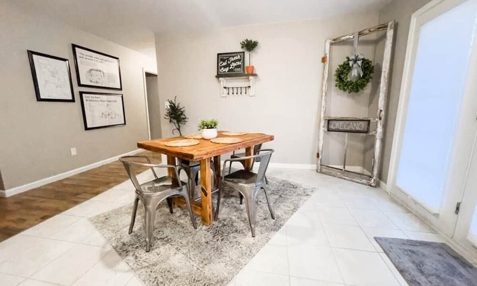 London Haus | The Ranger's Retreat