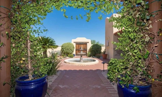 Montana Vista Haus | Green Valley, Gorgeous Mtn Views, Private pool