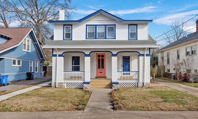 Lexington Wohnung | This apartment is a 2 bedroom(s), 2 bathrooms, located in Lexington, KY.