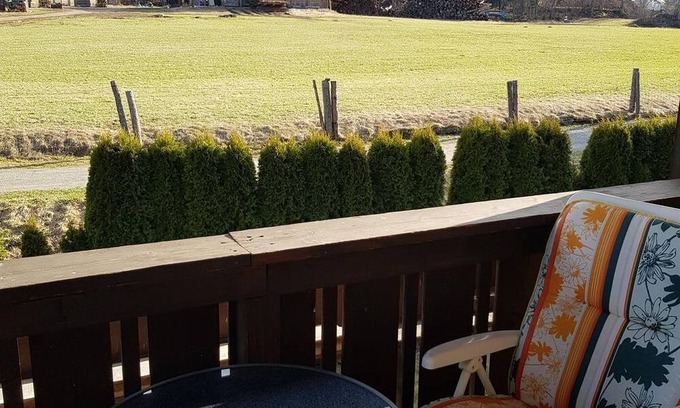 Sankt Lorenzen ob Murau Wohnung | Nr. 2 Doppelzimmer mit Balkon, Bad und WC - Privatpension Hedi