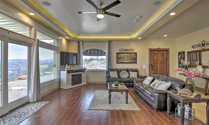 Chico Haus | NEU! Paradise Home w / Terrasse ~ 13 Mi zu Weingütern!