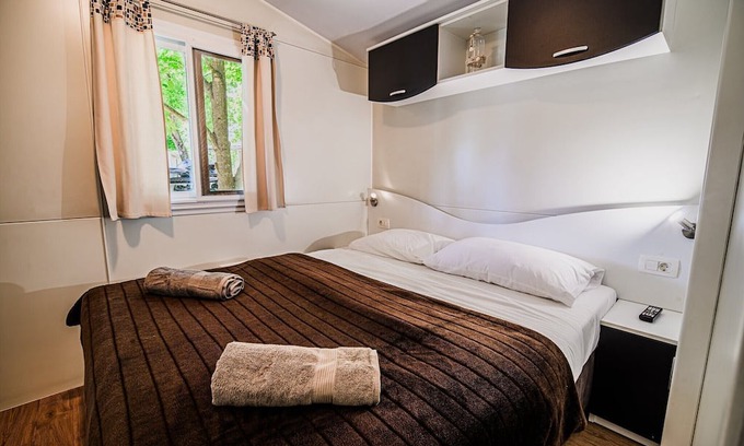 Terme Catez Haus | Three Bedroom Mobile Home with Lake View (owner 6)