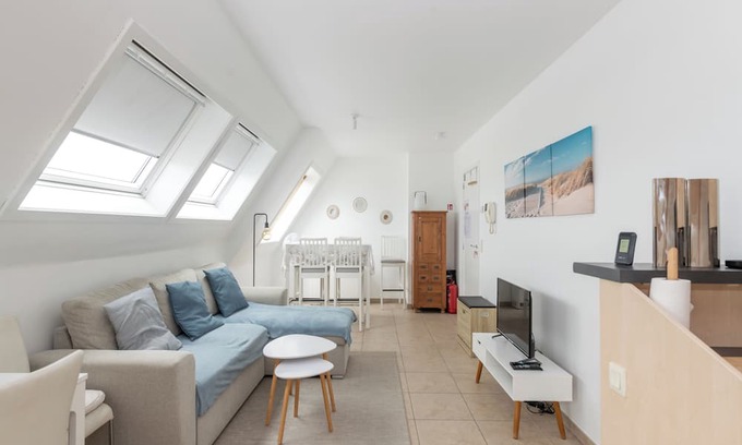 Nieuwpoort Wohnung | Duplex flat with shared pool on estate