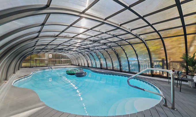 Bouvet Island Haus | New! Escape to Luxury - Heated Pool, Hot Tub&Games