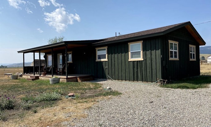 McAllister Haus | Secluded Modern Vacation Home with Madison Range Views near Ennis Lake, McAllister Montana