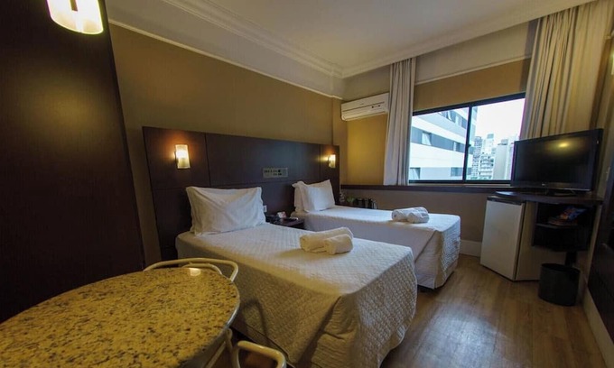 Republica Hotel | Comfy Executive Stay in São Paulo w/ Gym, Business Center + Breakfast Included