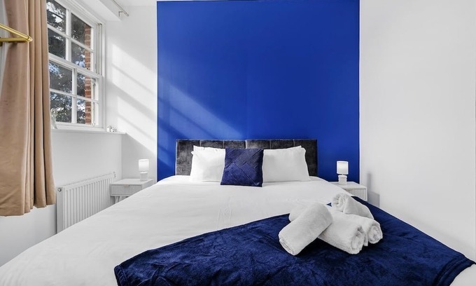 Chelmsford Haus | Bright & Modern 3 Bed Home | Sleeps 5