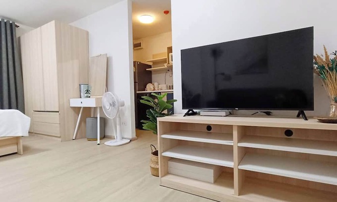 Bang Chak Wohnung | Elio Del Ray BTS Punnawithi Bill included​