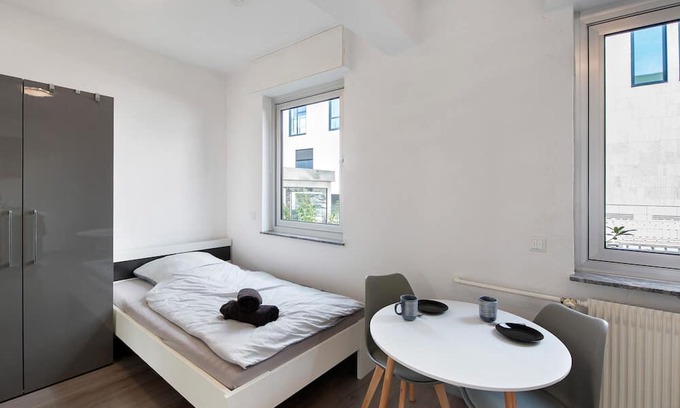 Hauptbahnhof Wohnung | Apartment 'City in Bochum 1' with Wi-Fi