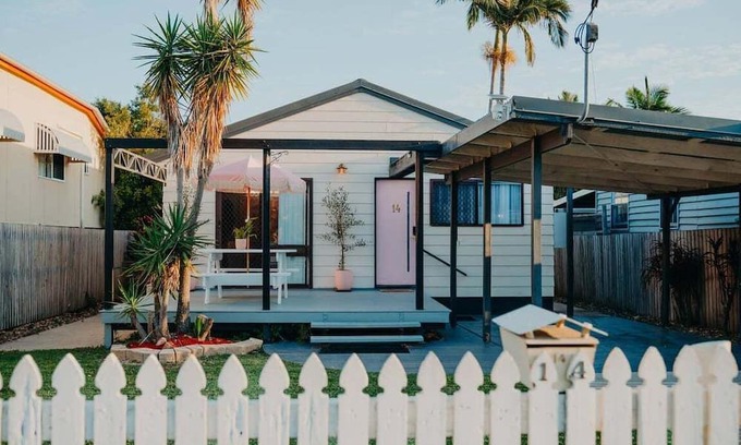 Yeppoon Haus | Pink Springs - Pet friendly home in Yeppoon