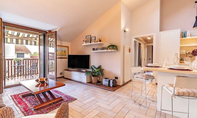 Treviso Wohnung | Livable terrace, brightness and comfort, just a step away from the Acorn!