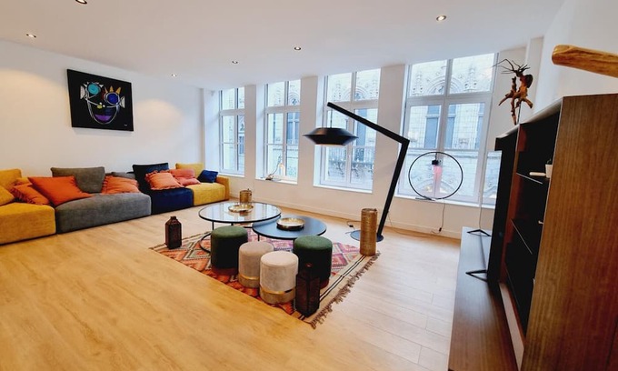 Douai Wohnung | Luxury apartment in Douai center with wifi, air conditioning, and terrace