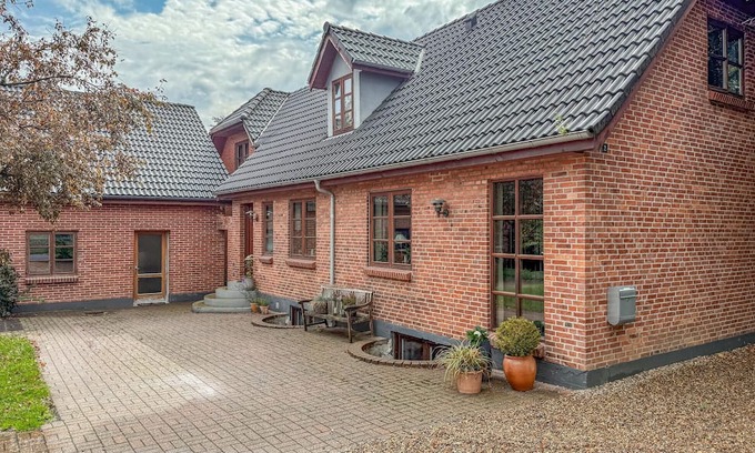 Sønder Felding Haus | Awesome home in Sønder Felding with house a panoramic view