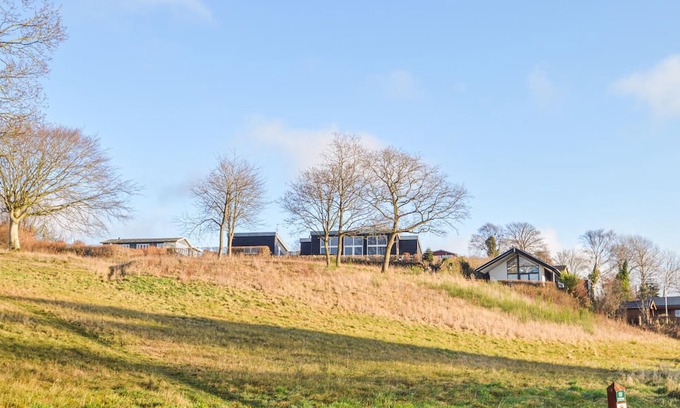 Hjarbæk Haus | Lovely home in Løgstrup with house sea view