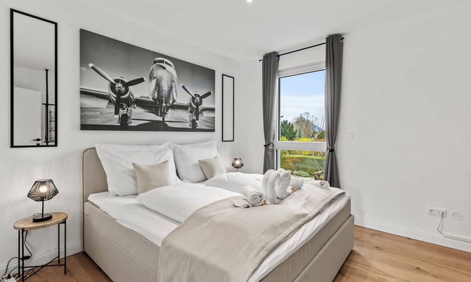 Floridsdorf Wohnung | NobleNest | Deluxe Apartment with Workspace, Coffee & Relax Massage, near the center
