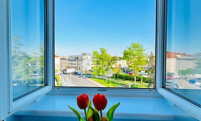 Liesing Wohnung | Spacious 3BR Apartment Near Kaufpark Alterlaa
