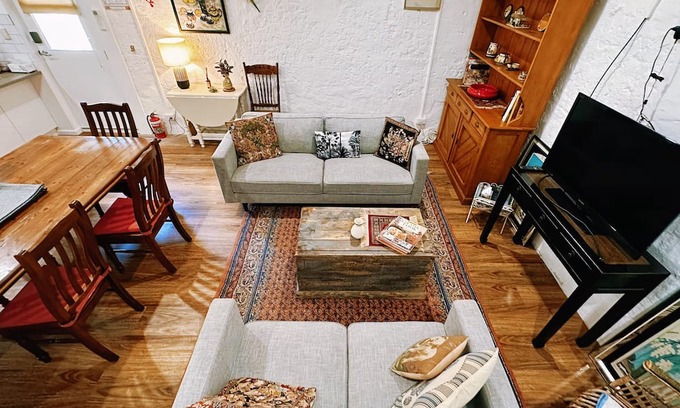 Moonta Hütte | Cottage Bliss on Moonta Main St - Your Perfect cozy Moonta getaway!