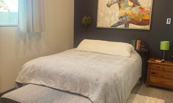 Victor Wohnung | The Painted Pony Studio...A unique and charming accommodation.