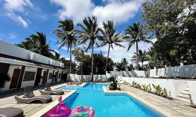 Amadeo Wohnung | Solstice Suites With Pool 52 Pax capacity