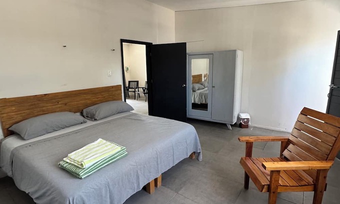 Chelem Haus | Tranquila casa para descansar en familia o disfrutar con amigos.