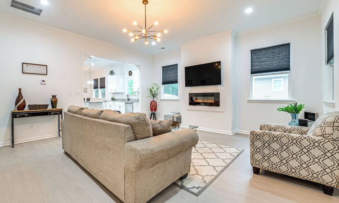 Hogansville Haus | Pet-Friendly Hogansville Home: Walk to Downtown!