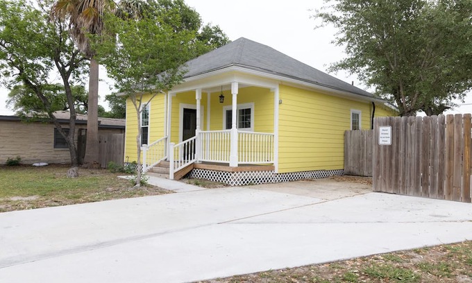 Aransas Pass Haus | Immerse yourself in the comfort of this charming home in Aransas Pass!