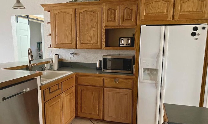 Kempner Haus | Spacious 4BR/2BA 3 Acres - Family/Pet Friendly - 16 Miles Ft Cavazos Main Gate