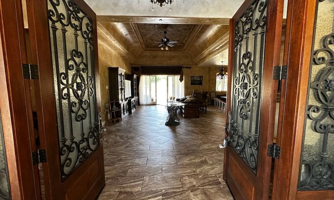 Lakeport Haus | Spacious 6-bedroom Tuscan style on 18 acres in Lakeport with WiFi, Pool, Gated