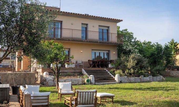 Ordis Haus | Lámetller - House Alt Empordà between Costa Brava i Besalú/Banyoles