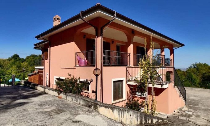 Abbateggio Haus | Homerez - Charming House in Abbateggio with Private Pool