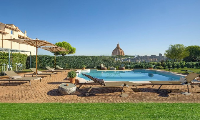Vatican Wohnung | Tower of the Moon - Luxury Stay with St. Peter View