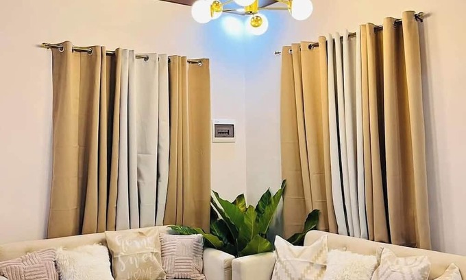 General Santos Haus | Mollys transient 2-bedroom house in wonderful General Santos City with WiFi, AC