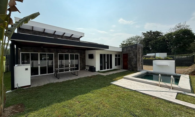 Tarcoles Haus | Casa Kai, a house with everything around it: mountains, beaches, tranquility...