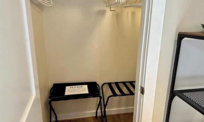 West Sedona Hütte | Modern Guest Home in West Sedona - Walk to Trails