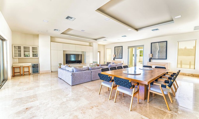 El Cardonal Villa | Villa in front of the Sea of Cortez