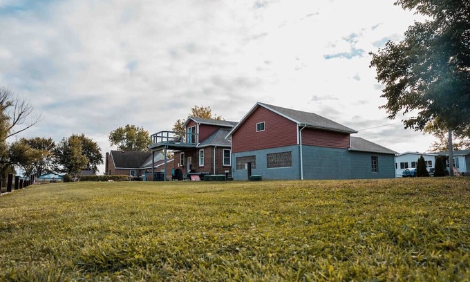 Vickery Haus | Reconnect in a Cozy Retreat